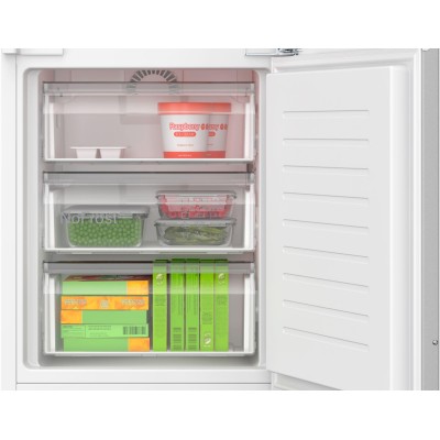 Bosch - KIN96VFD0 - Serie 4, Integrerad kyl/frys, 193.5 x 55.8 cm, Platta gångjärn