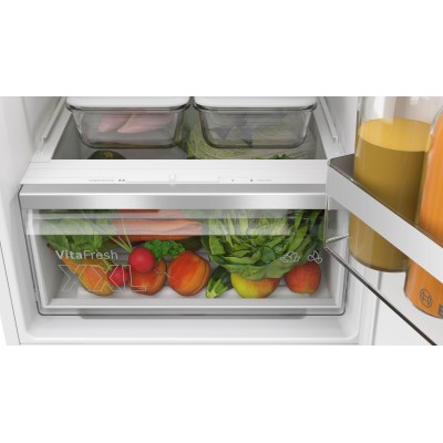 Bosch - KIV86VSE0 - Serie 4, Integrerad kyl/frys, 177.2 x 54.1 cm, Glidskenor