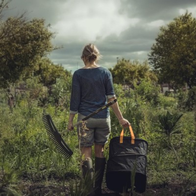 Fiskars - Ergo Pop Up Trädgårdssäck 175L - 1028372