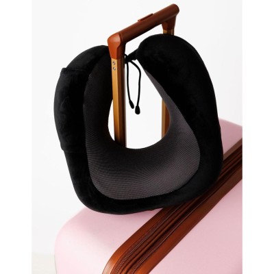 Cavalet - Resekit 8 (Nackkudde, Reseflaskor, Bagagetag, Bagagerem, Sovmask) - A15107