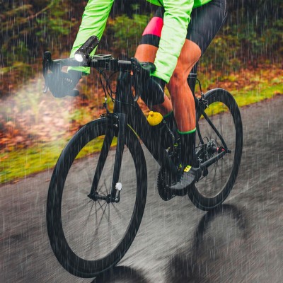 Celly - Lampa/Högtalare/Powerbank för cykel/e-scooter - SPEAKERBIKEBK