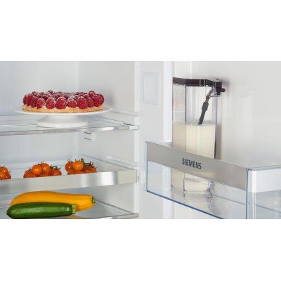 Siemens - TQ513R01 - Helautomatisk kaffemaskin, EQ500 integral, Dagsljus silver, Pianosvart