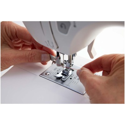 Singer - Symaskin C7225 Elektronisk 97st sömmar inkl förlängningsbord - A12030