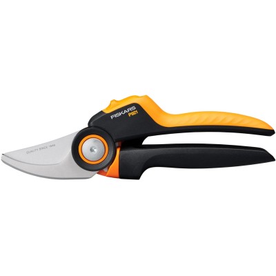 Fiskars - Sekatör Xseries PGX P921 sidoskär M - 1057173
