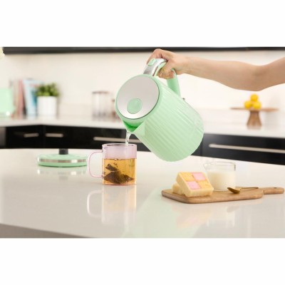 Russell Hobbs - Vattenkokare  27364-70 Eden Kettle Pistachio - A13810