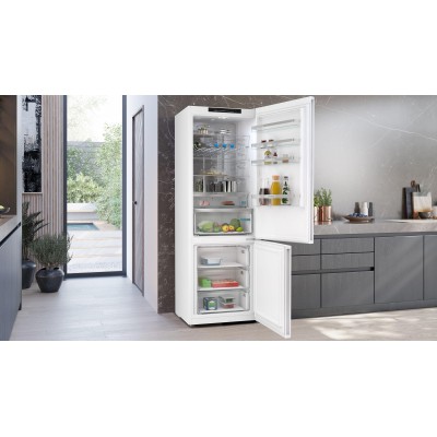 Siemens - KG49NVWDG - iQ300, Kombinerad kyl/frys, 203 x 70 cm, Vit, Total noFrost